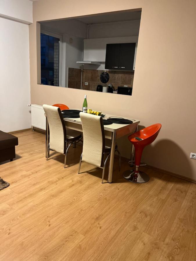 Апартаменты Anissia Apartament Синая Экстерьер фото