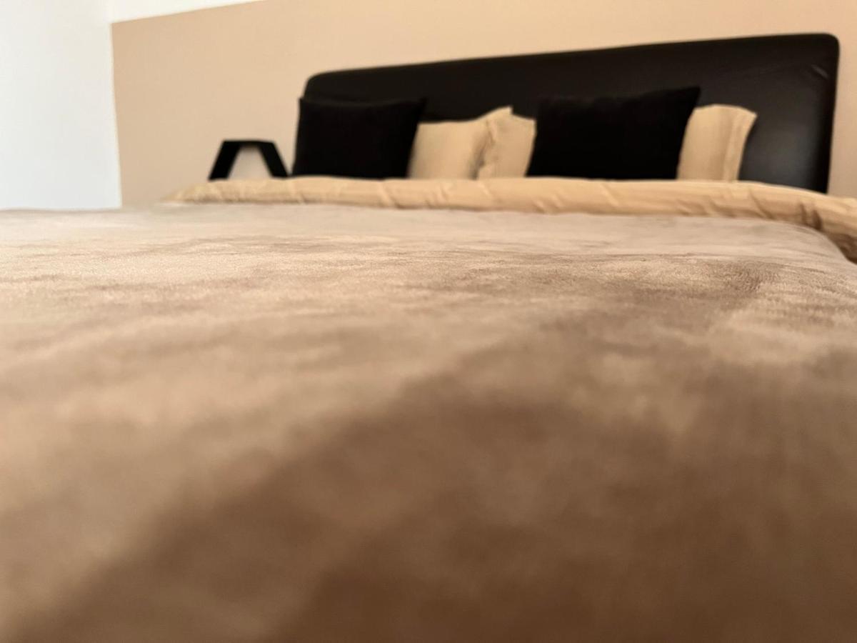Апартаменты Anissia Apartament Синая Экстерьер фото